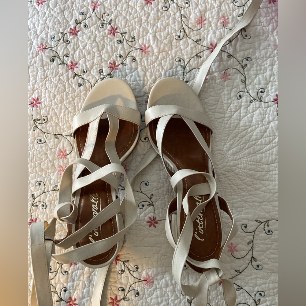 White L’intervalle Short leather heel